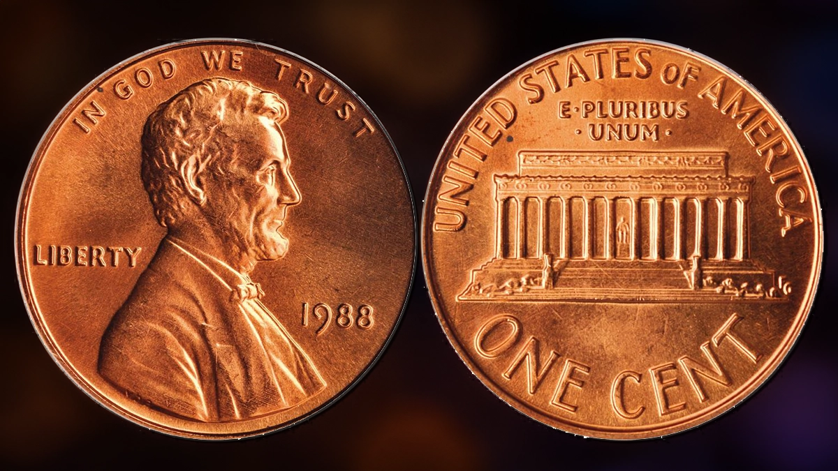 Group of 1988 Lincoln Memorial cents in varying grades from worn circulated to gem uncirculated, showing typical survivors